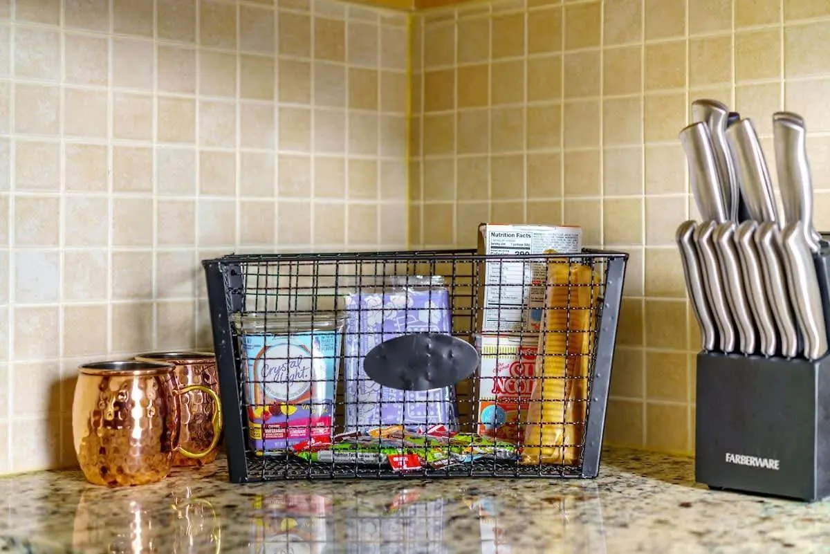 Prime Location Top Rated Free Parking Clean! Columbus USA